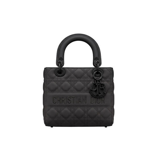 CHRISTIAN DIOR