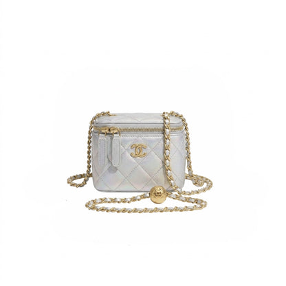 Chanel (micro)