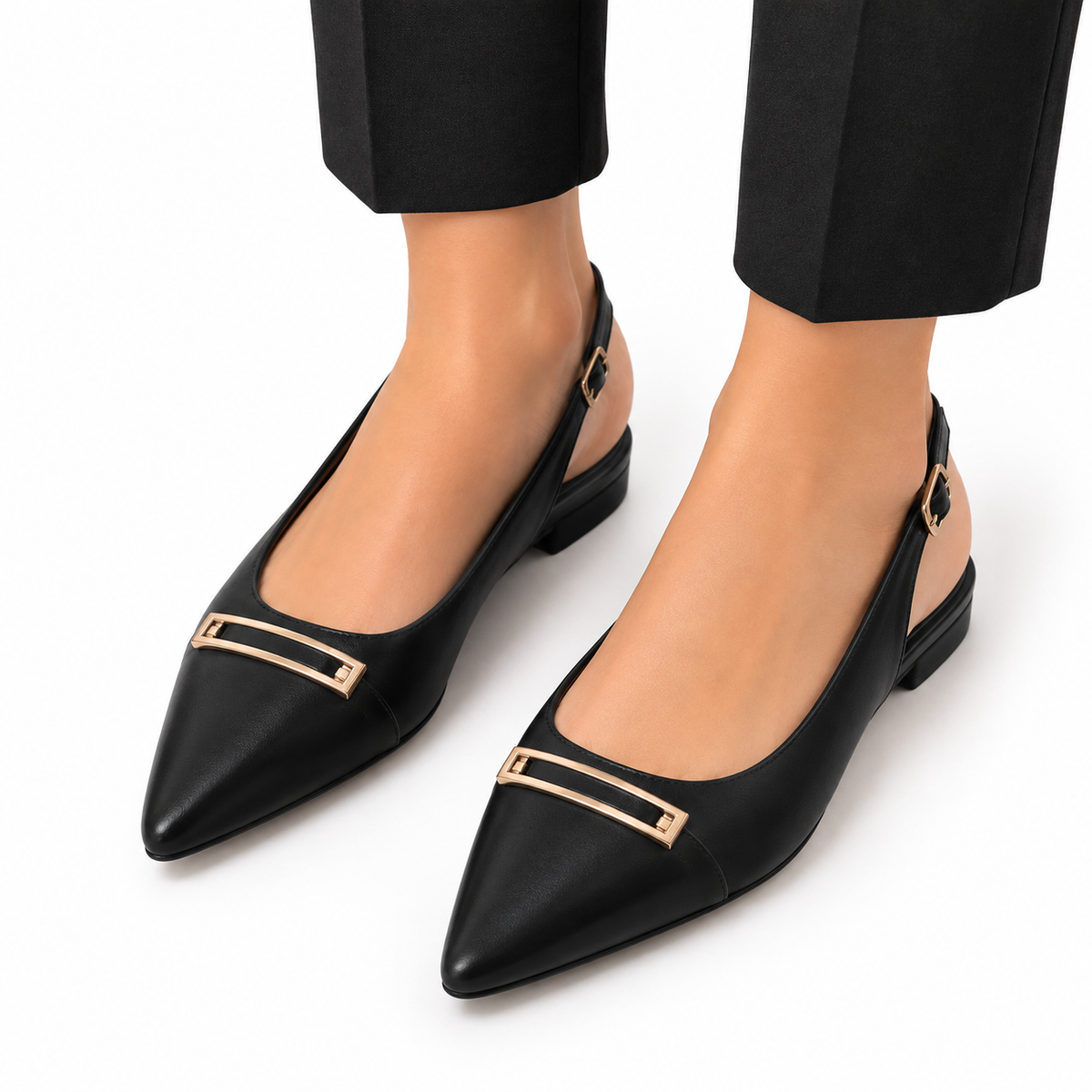 Pointed-toe slingback flat