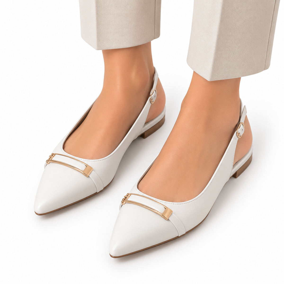 Pointed-toe slingback flat